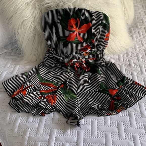 Romper - Picture 2 of 2